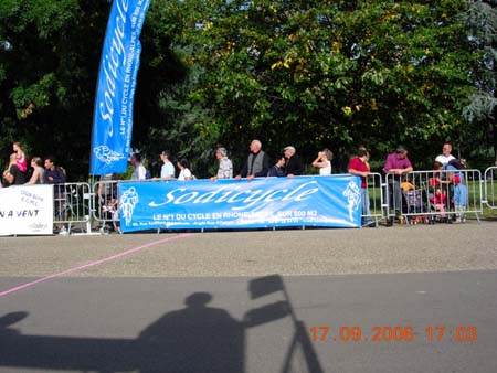 860 Spectateurs