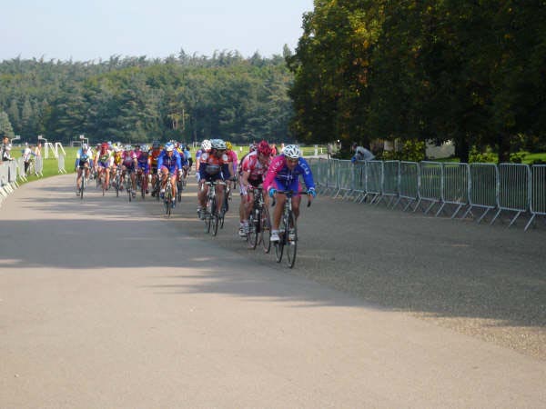 011 Peloton des 4ème emmené par Serge Plasse du VCMB