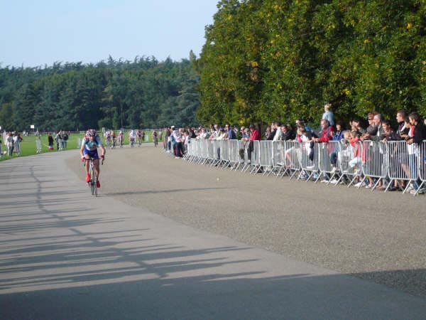 140 Arrivée de Jean-Christophe Patay vainqueur des 1ère et 2ème Cat