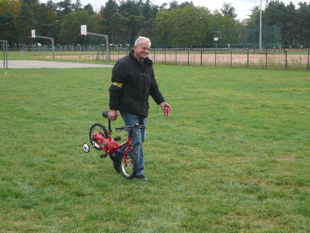 173 Gerard a retrouve sa monture