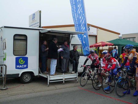 012 Les 3eme Cat. sur la ligne
