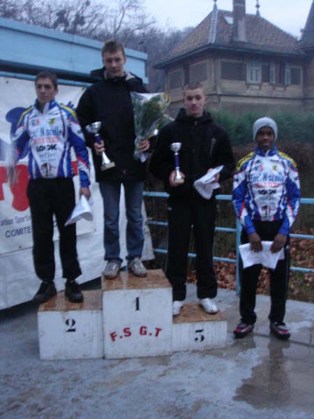 86_Podium_Junior