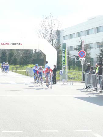 E)_Daniel_aux_avant-_postes